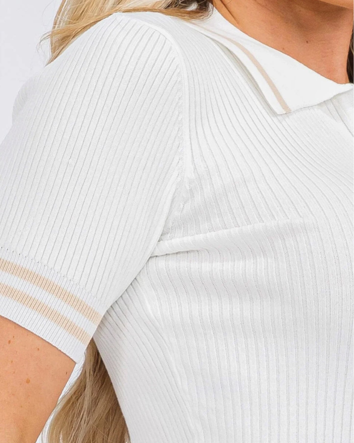 BUTTON UP RIBBED BLOUSE TOP