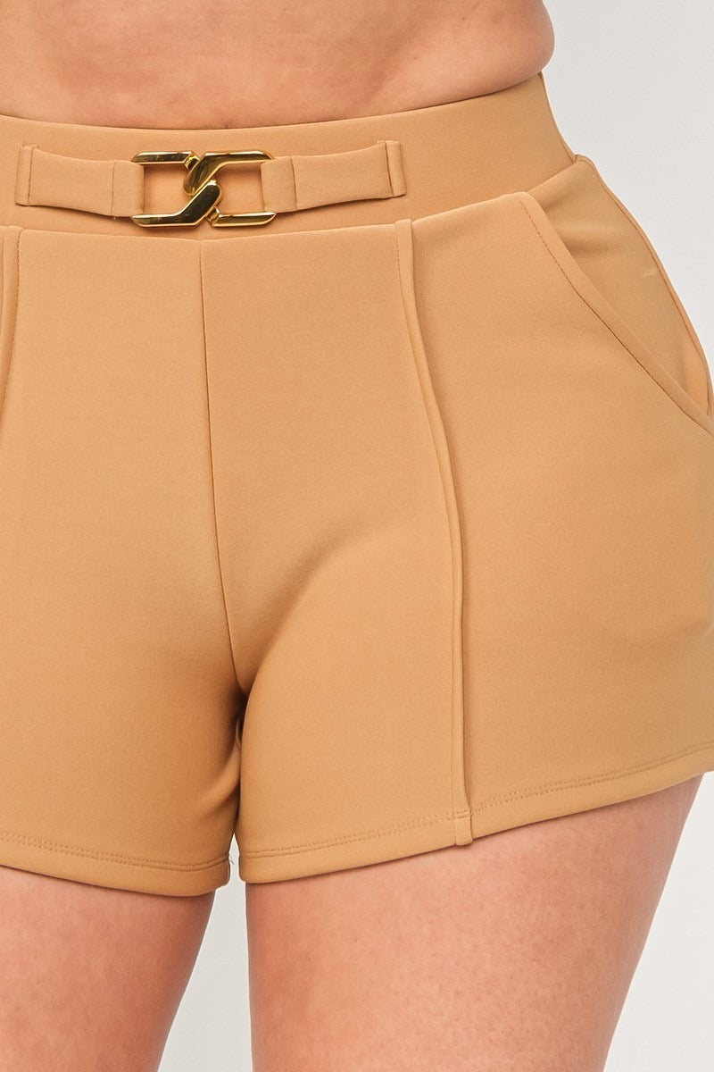 STRETCHY SCUBA SHORTS WITH BUCKLE AND SIDE POCKETS