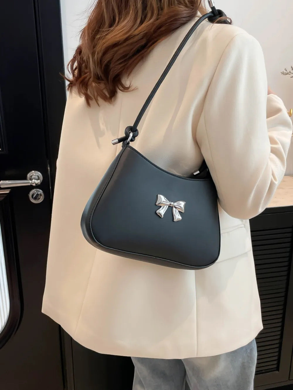 Simplicity bow knotted strap bag