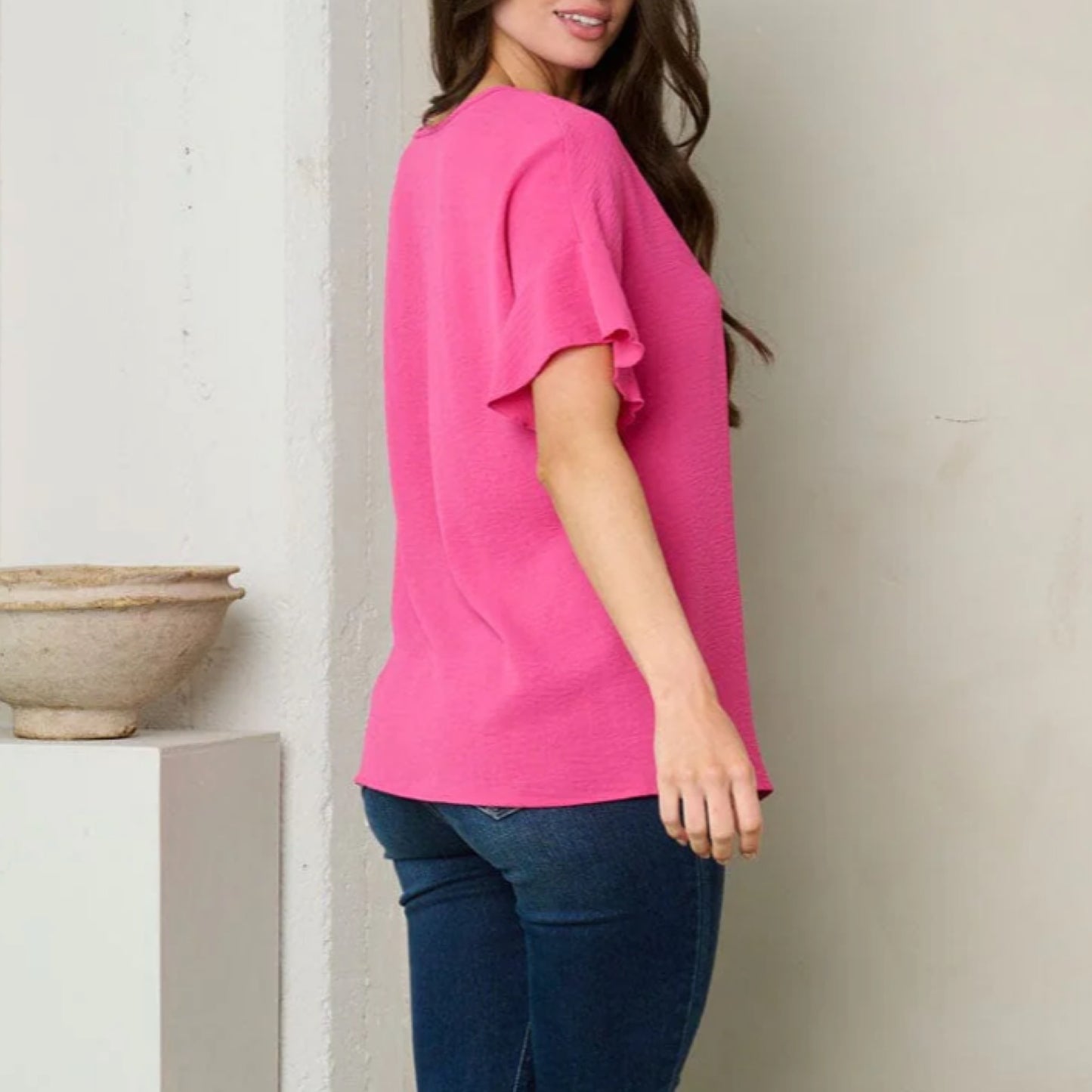 SHORT RUFFLE SLEEVE TUNIC TOP