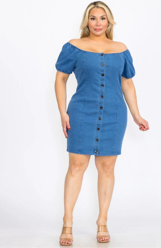 PLUS SIZE SHORT SLEEVE BUTTON CLOSURE BODYCON DENIM MINI DRESS