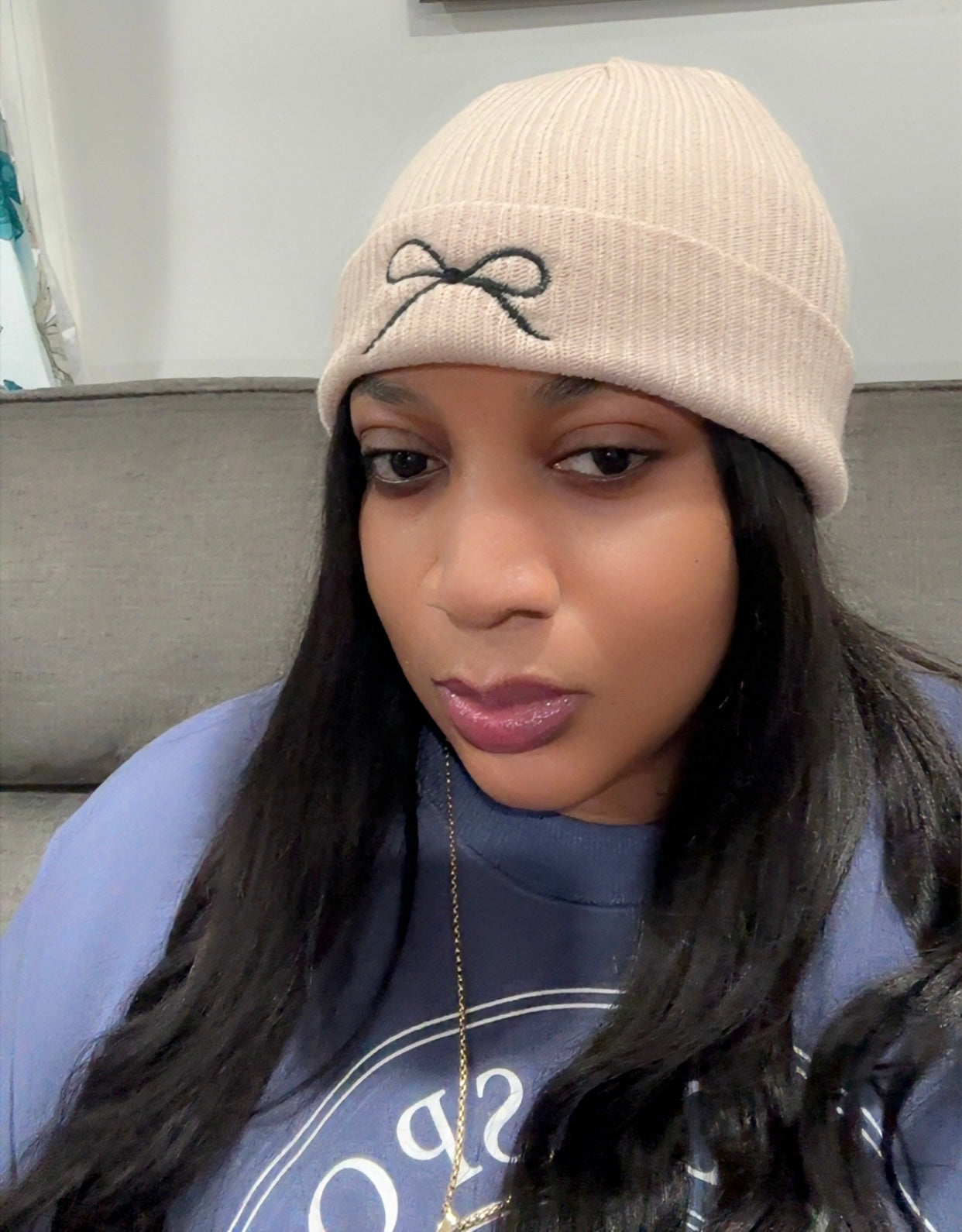 WOMEN'S BEANIE HAT with Bow embroideries