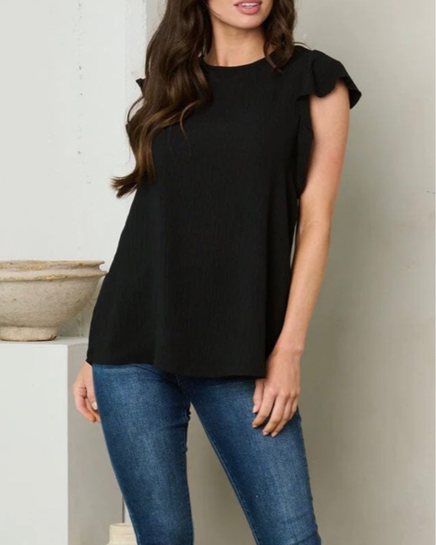 WOMEN'S SHORT RUFFLE SLEEVE TUNIC TOP