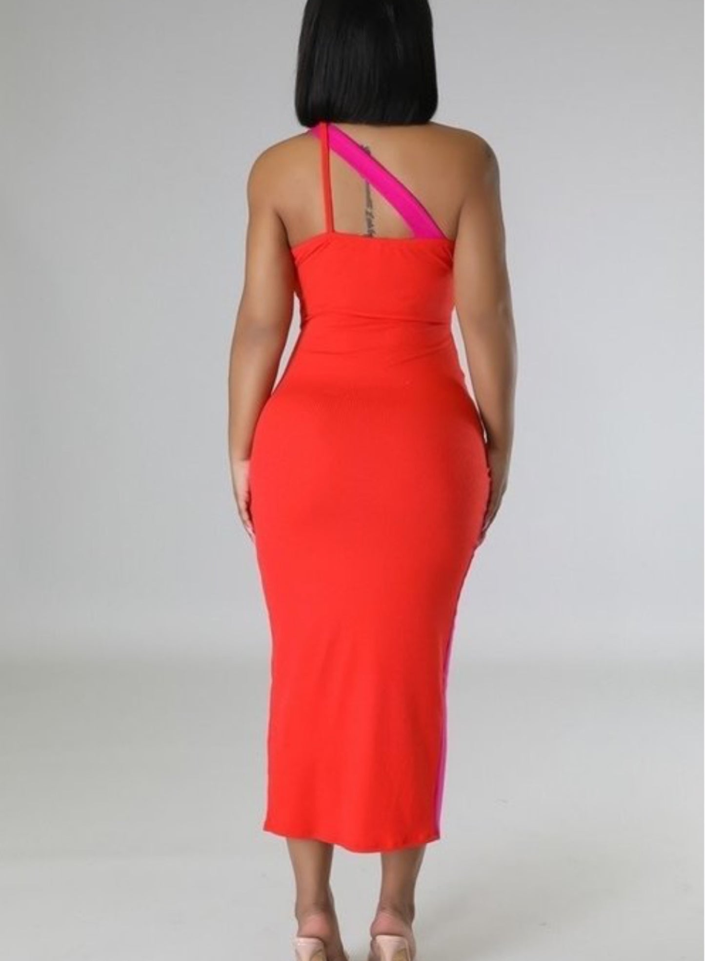 Low In Stock                 Stretch dress, One shoulder, Sleeveless